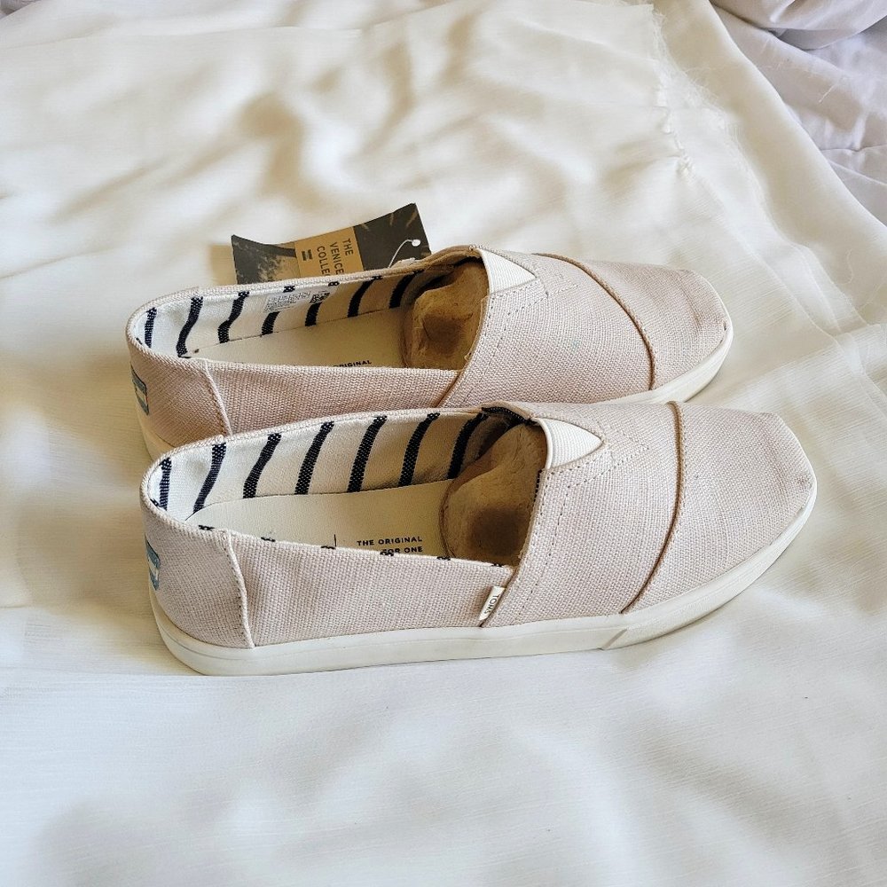 Toms Classic Venice Canvas Slip On